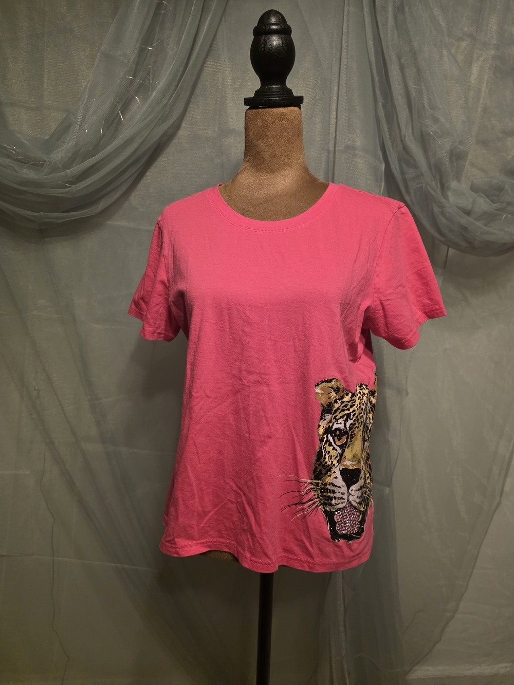 Pink Rhinestone Graphic Leopard Tee Size M